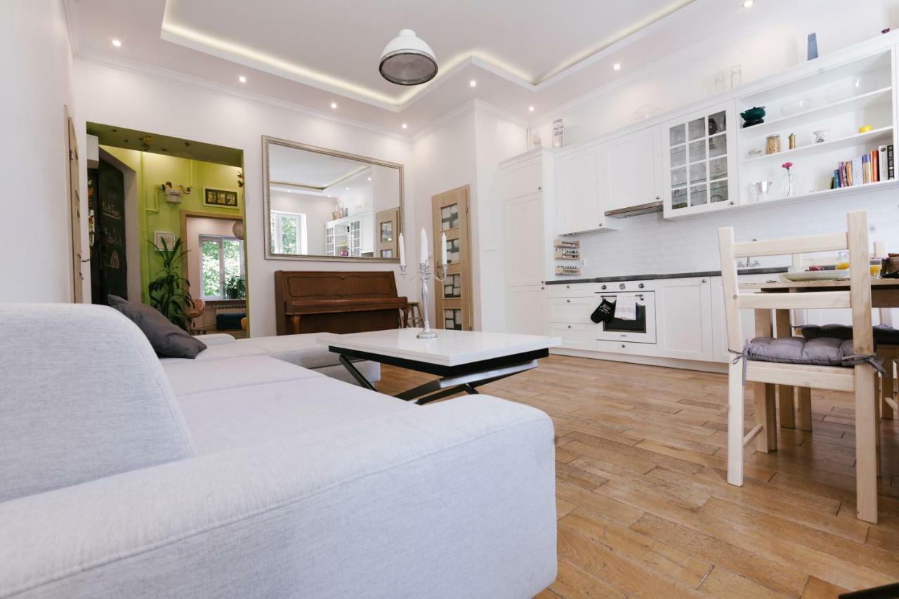 Warsaw Concierge Traveller'S Nest Wspolna Apartment Exterior photo